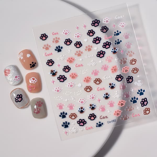 #3-delars set med söta kattpåtånagelsticker präglade#