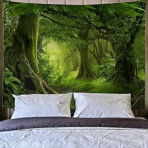 Jungfrulig skog Gobeläng Grönt träd i dimmig skog Gobeläng Väggbonad Naturlandskap Väggbonad Dekor för Vardagsrum Sovrum B150 cm
