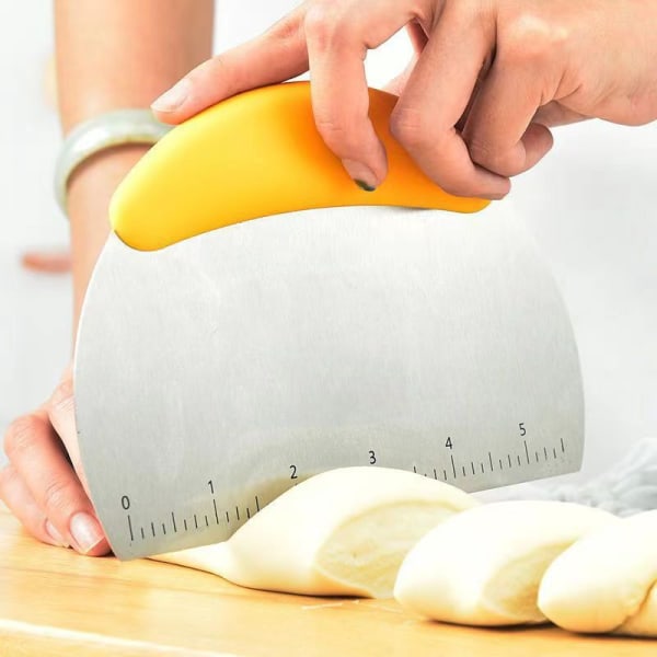 Graderad Flour- och Degskrapa i Rostfritt Stål