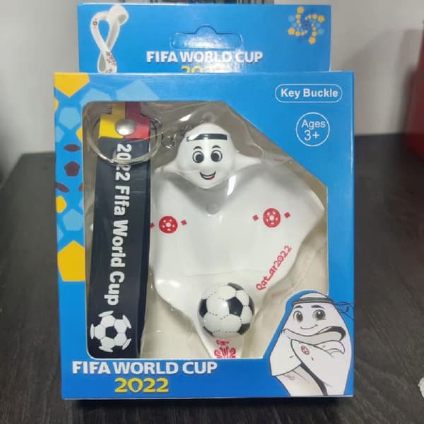 /#/Tre 2022 Qatar VM lysende nøglering souvenirs fodbold/#/