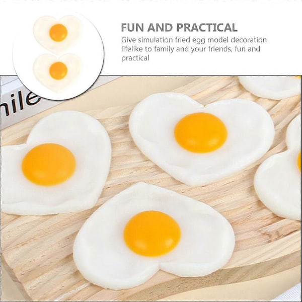 2 stk. Simulert stekt egg modell dekorasjon modell rekvisitt falske hjerteformede stekte egg rekvisitter
