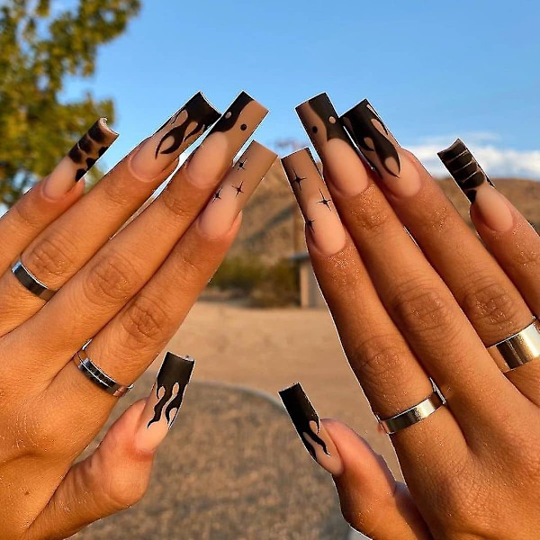 Eldflammesäkra yin och yang nagelstickers fransk nagelskönhet