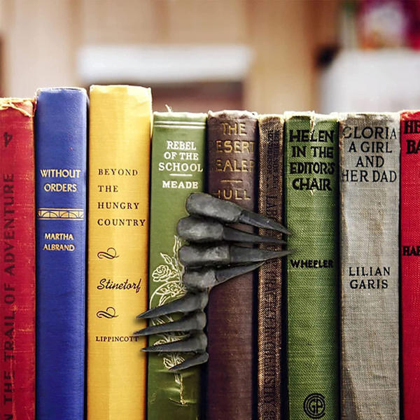 /#/Halloween Horror Devil's Hand Bookmark Devil's Claw Resin Craft S/#/