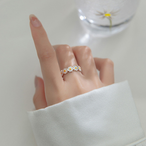 #Daisyring, vit blomsterlimring, justerbar#
