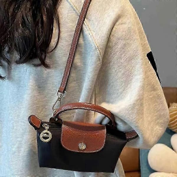 Mini Handväska Mode Nisch Designer Casual Väska handväskor och plånböcker designer väskor Dam ny Vår Höst Mångsidig