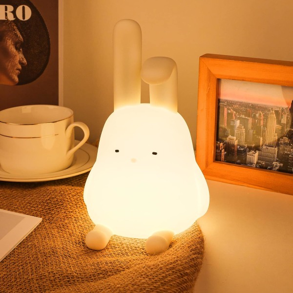 Bordslampa i form av en kanin, söt och enkel design, liten bordslampa med kaninmobilhållare, mjuk och söt kanin, sänglampa Kawaii