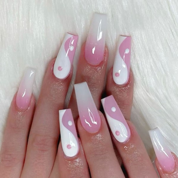 Pink Promise Nail Artmake up