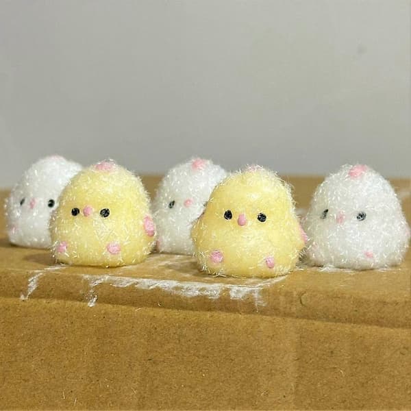 För kyckling Squishy Leksaker 4cm Mjuka TPR Sensoriska Fidget Leksaker för Barn Stresslindring Heminredning One-size A