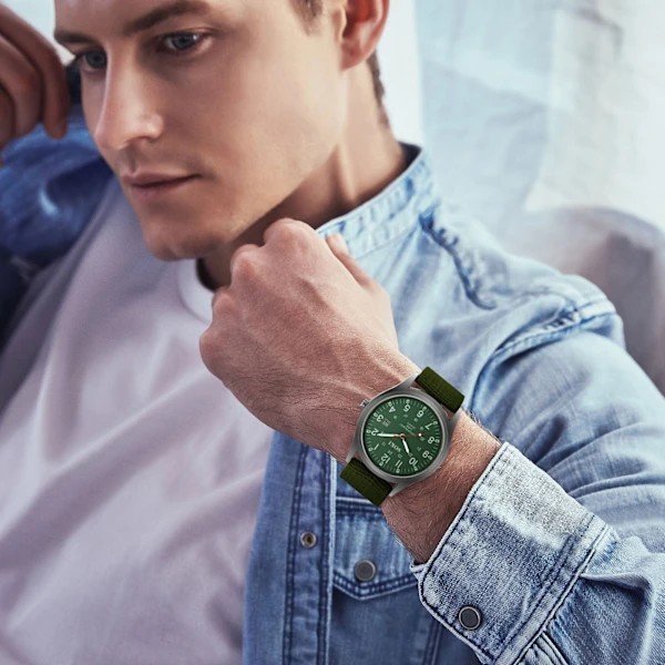 Herrearmbåndsur Mote Herre Militærklokke Vevd Nylonrem Kalender Quartz Klokke for Menn Under Festival Julegave til Kjæreste Brown