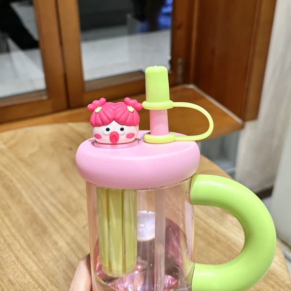900 ml Straw Cup, Large Capacity Water Bottle for Summer, High Temperature Resistant and Stylish Plastic Mug