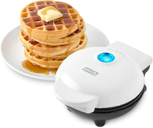 Mini Waffle Maker, Compact Non-Stick Breakfast Sandwich Maker for Waffles, Pancakes, Hash Browns and Quick Snacks, 220V