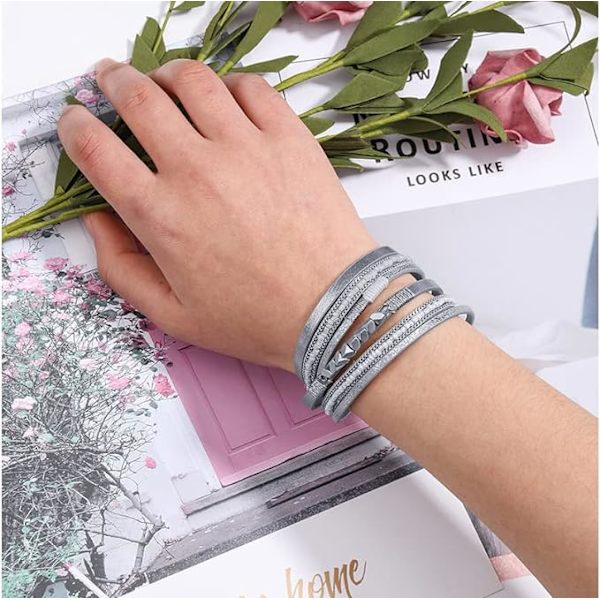 Läderomslag Armband för Kvinnor, Boho Leopard Flerskikts Kristallpärlor Manschett Armband Smycken