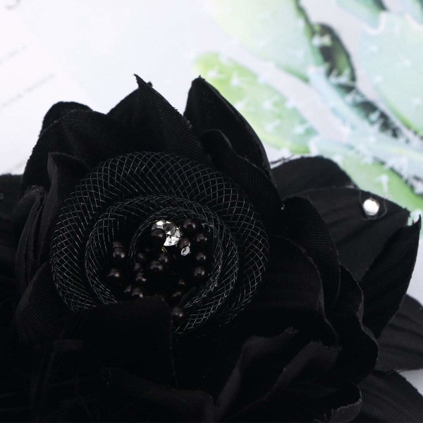 1 st handgjorda tyger Brosch Blomma Plym Pannband Huvudbonad Hårnålar för Dam Kvinnor Grillar (svart) Dekor för Bankett Firande Favors