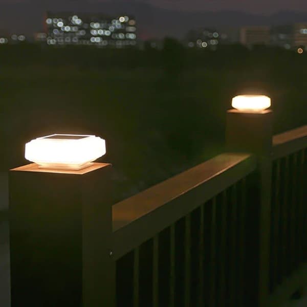1/2/4 stk. Solcellegjerdelamper, Varmhvit LED, Utendørsbelysning for Hage og Terrasse 4 P 4 pcs