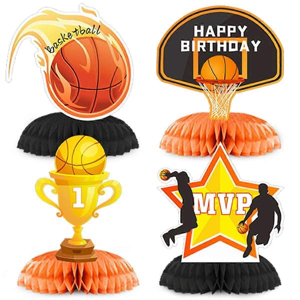 Fødselsdagsfestdekorationer med basketballtema til drenge, inklusive bannere og ballonpynt.