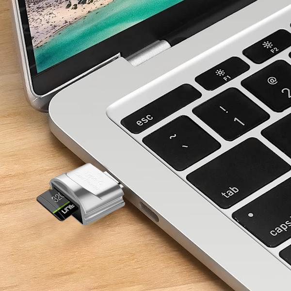 Typ-C bärbar kortläsare - Silver. Kortläsare adapter kompatibel med Macbook och Typ-C gränssnitt smartphones