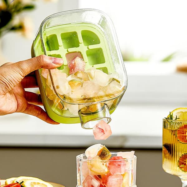 2-in-1 Ice Cube Tray with Lid and Container, Vertical Freezer Storage, Easy-Release Silicone Mold, 800ml + Straw + Strap - Green