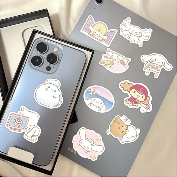 120 kpl söpöjä anime-tarroja, PVC-vedenpitävät aurinkokestävät tarrat puhelimeen, kannettavaan tietokoneeseen, pulloihin, rullalautaan, tietokoneeseen, puhelimeen, anime-tarrapakkaus, lahjat