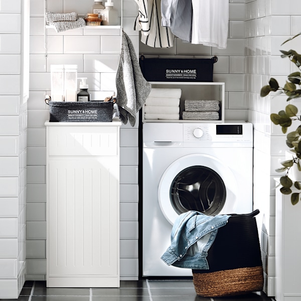 SoBuy kylpyhuone kaappi Pyykkikaappi pyykkikorin kanssa BZR110-W Laundry cabinet