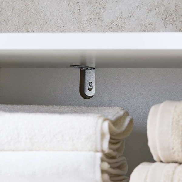SoBuy Badeværelsesskab med Vasketøjskurv BZR143-WN Laundry basket cabinet
