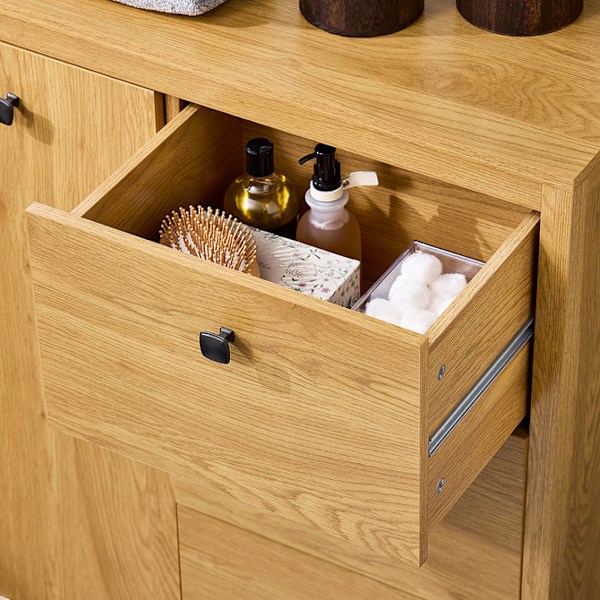 SoBuy Korkea kaappi Pyykkikaappi pyykkikorin kanssa BZR97-SN Light wood color Base cabinet with laundry basket