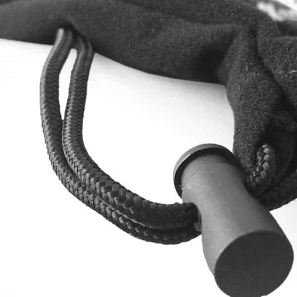 Badmintonracketfodral av mjuk fleece med dragsko och justerbart bärbälte