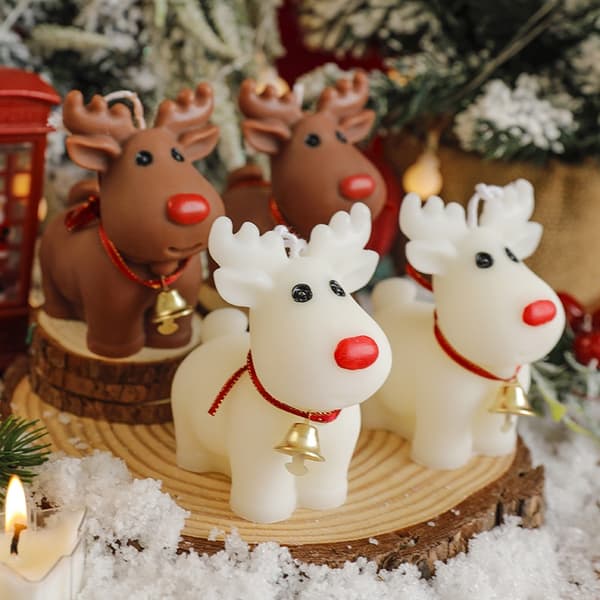 Julereinsdyr Snømann Duftlys som julesuvenirer til kvinnelige bestevenner - en unik og eksklusiv julelys-gaveeske