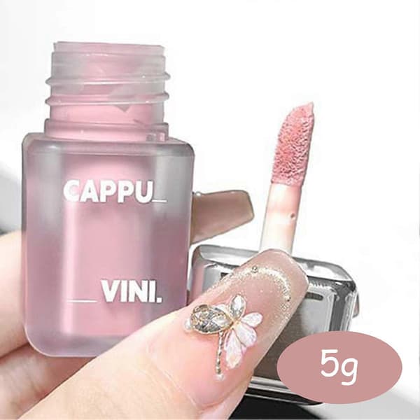 Flydende, mat, langtidsholdbar blush, velegnet til ansigt, læber og øjne.