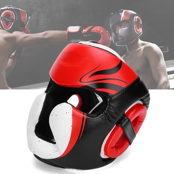 Rød beskyttende boksehjelm til mixed martial arts, Muay Thai og brydning.