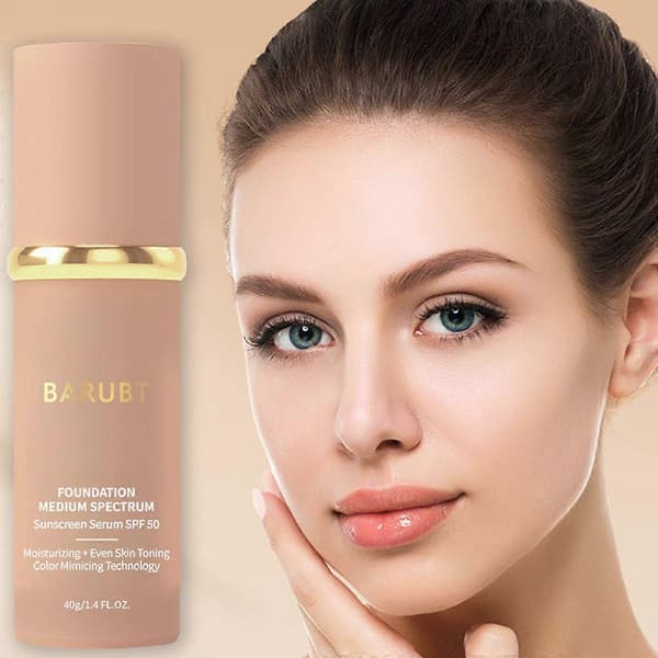 Medium dækkende solcreme foundation SPF 50, naturlig dækning