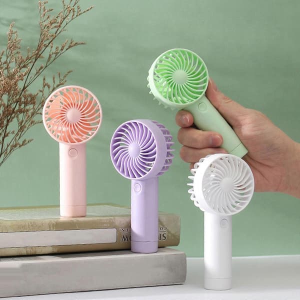 Mini USB bordventilator, mini genopladelig bærbar ventilator, tre ventilationshastigheder, grøn.