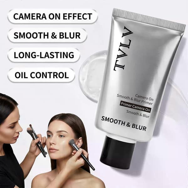 Camera On Smooth & Blur Primer matterende makeupbase til at ensarte, udglatte og fiksere makeup.