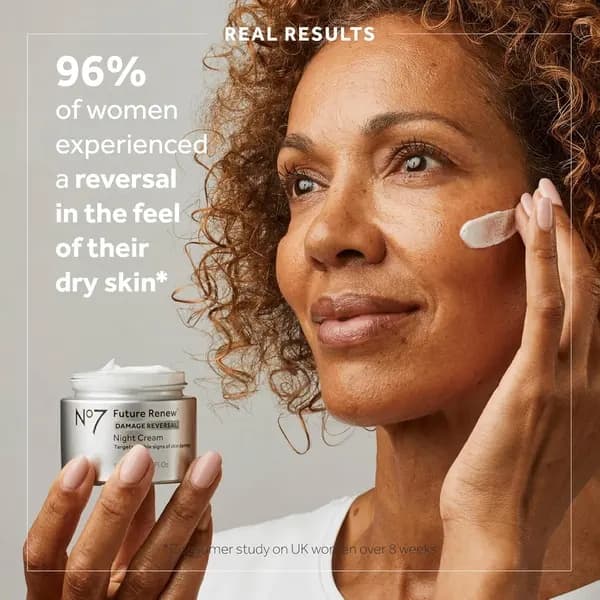 7 Future Renew Damage Reversal Night Cream - Anti-Aging Ansiktskrem - Beriket med Peptidteknologi for å Reversere Synlige Tegn på Skade - Hud B