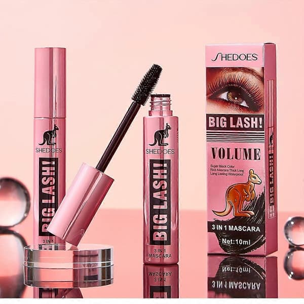 Luksus 4D mascara, vandfast sort mascara, skaber en voluminøs finish, velegnet til sensitive øjne.