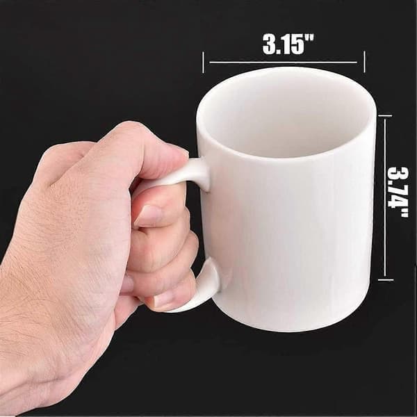 Keramisk kaffekopp dekorert med en langfinger