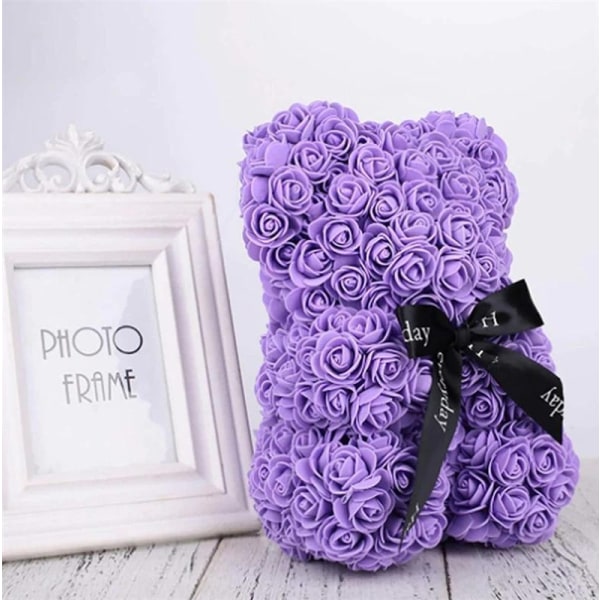 Bamse lavet af roser - den perfekte gave til Valentinsdag! Purple Teddy Purple Roses