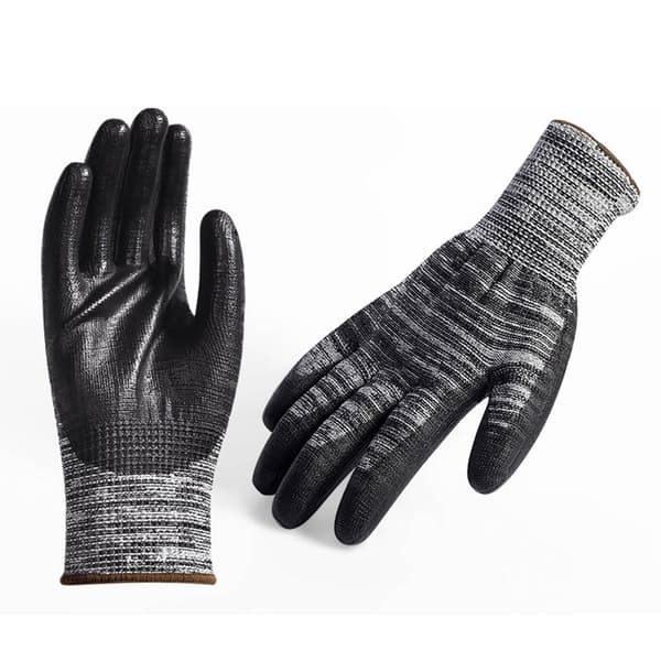 Cut-resistant protective gloves, one size fits all