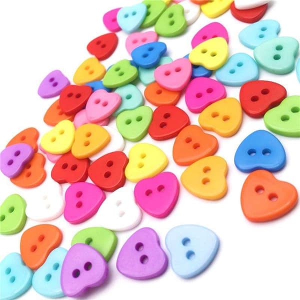 100 Resin Buttons - Heart Shaped - multifärg multicolor
