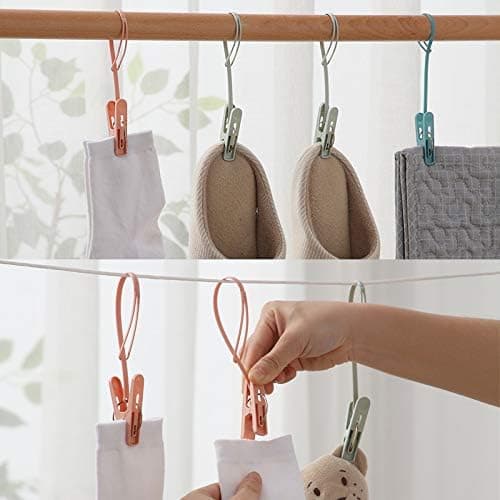 24 mini tøjklemmer med plastsnor, I