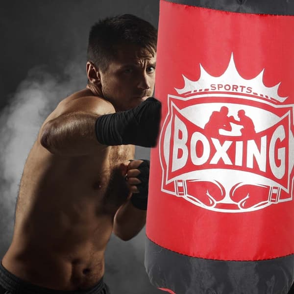 Boxningsset för barn med boxningssäck och handskar