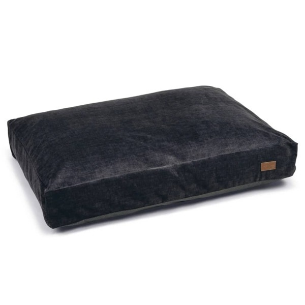 Designed by Lotte Hundbädd Unnay mörkgrå 100x70x15 cm grå