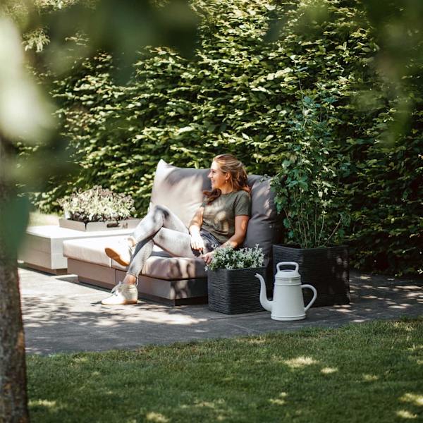 Capi Fyrkantig odlingslåda Nature Rib 30x30 cm svart KBLR902 Svart