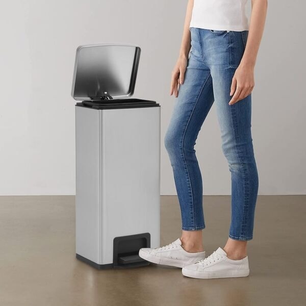 vidaXL Soptunna med pedal anti-fingeravtryck 30L silver rostfritt stål Silver