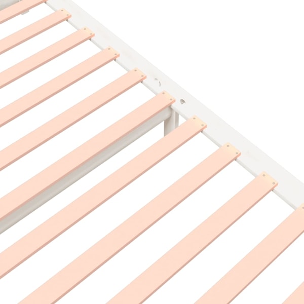 vidaXL Sängram vit massivt trä 200x200 cm Vit