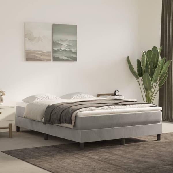 vidaXL Ramsäng med madrass ljusgrå 140x200 cm sammet Grå