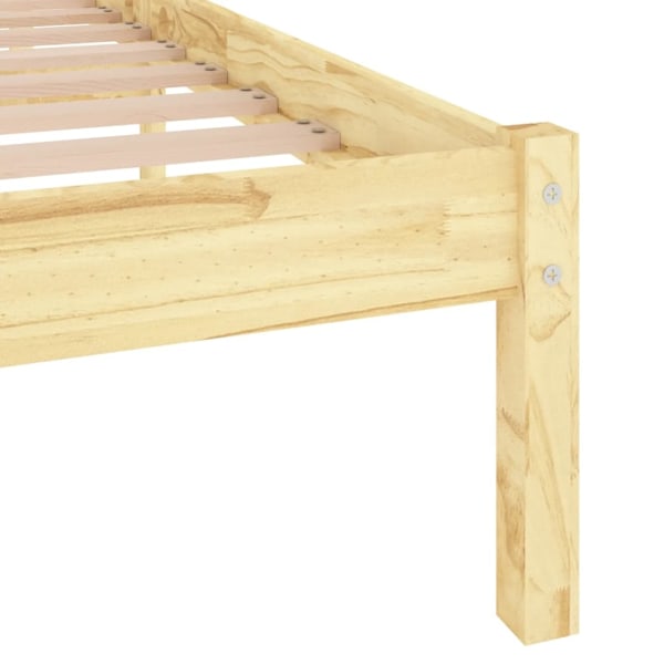 vidaXL Sängram massiv furu 200x200 cm Brun