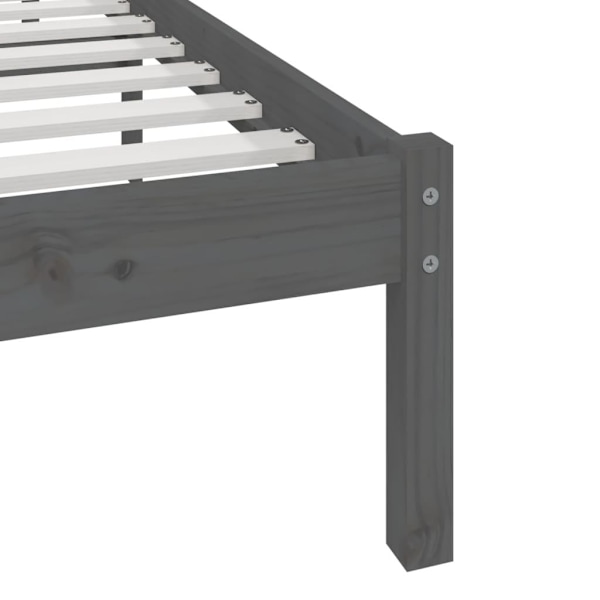 vidaXL Sängram grå massiv furu 200x200 cm grå