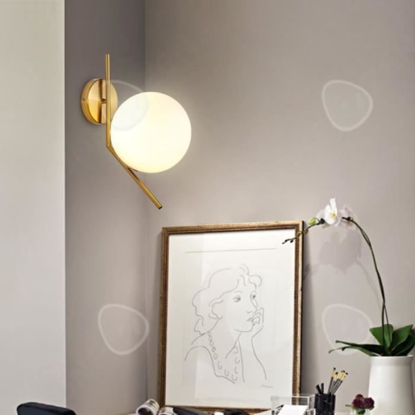 CONFO® Nordic postmodern vägglampa glaskula vardagsrum sovrum säng balkong korridor gång järnsnickeri