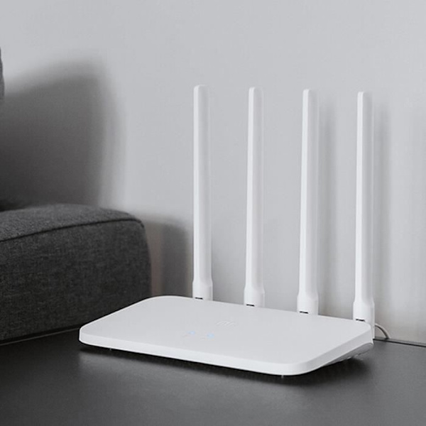 Wi-Fi-router - TECHDISCOUNT - 2.4GHz/5GHz - 4 Antenner - 300 Mbps