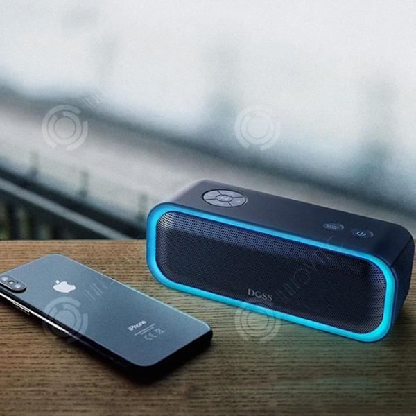 I® DOSS SoundBox Pro Bluetooth-kaiutin vedenpitävä ulkokäyttöön TWS Subwoofer stereo BASS Korttivalo